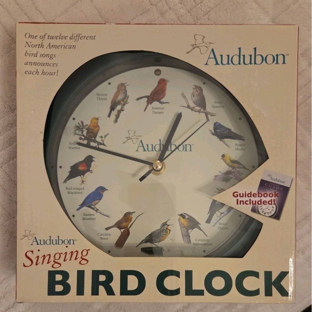 National Audubon Society Singing Bird on Hour Analog Clock Green (NEW)